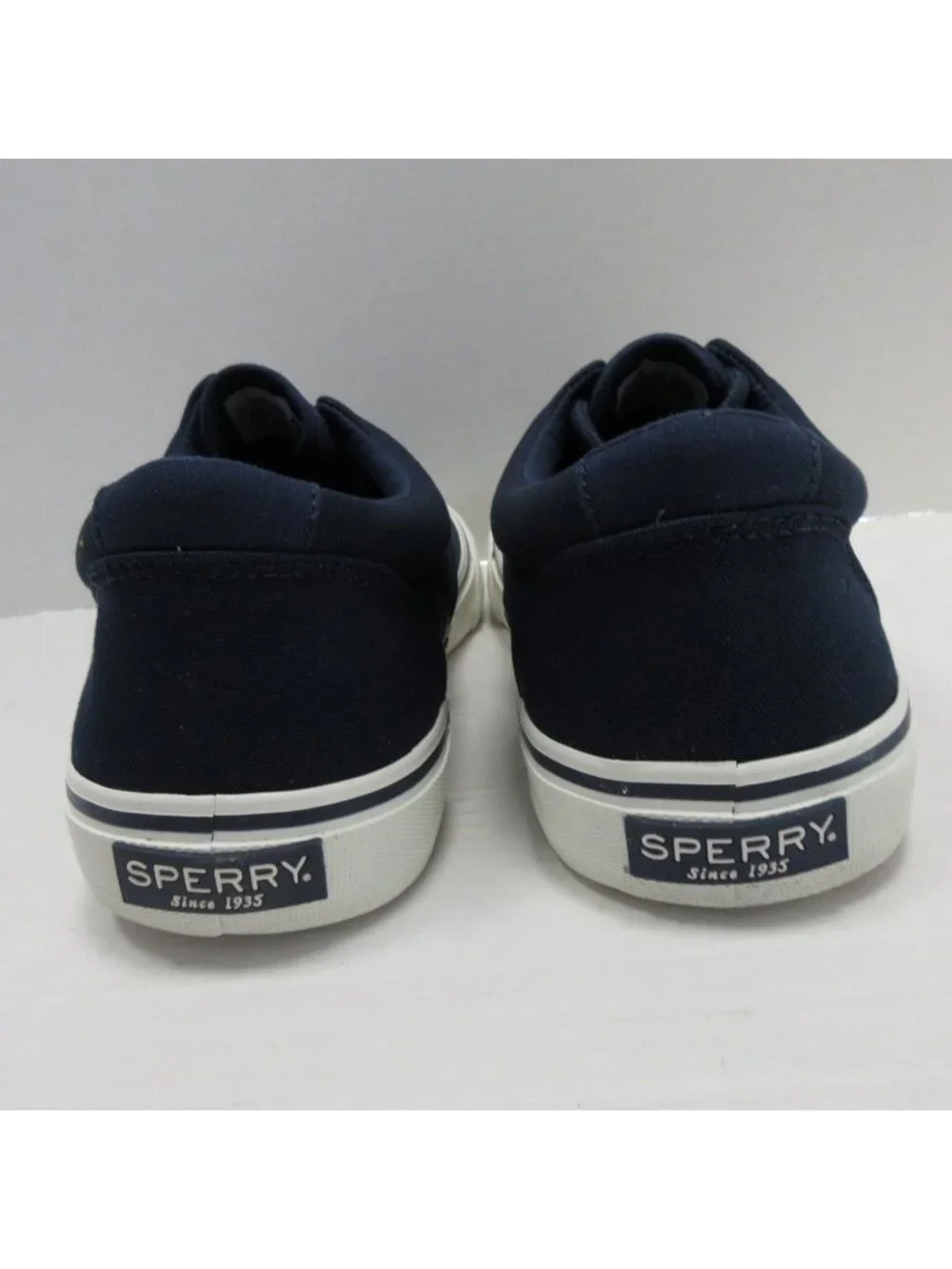 Sperry brand size